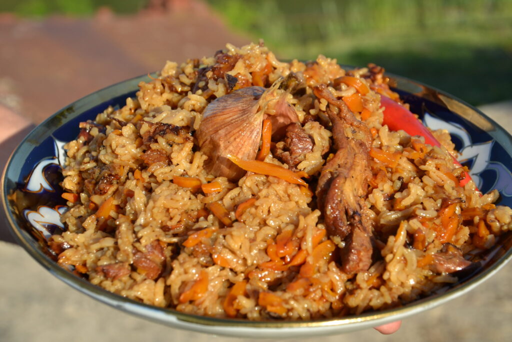 Как приготовить плов: лучшие рецепты с фото