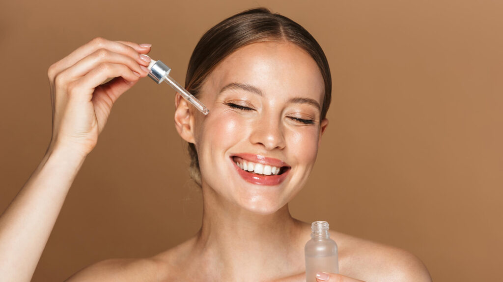 Как А и Б: что нужно знать перед использованием гидроксикислот для ухода за кожей лица