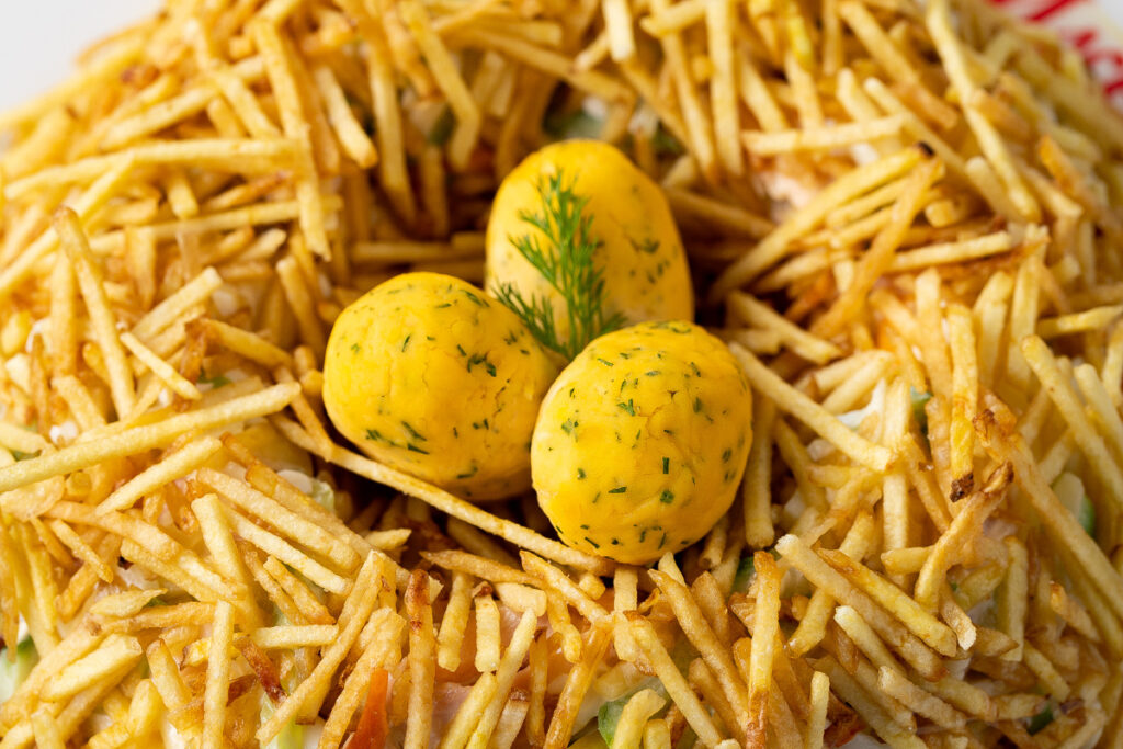 Салат Гнездо Дракона. Очень вкусно!