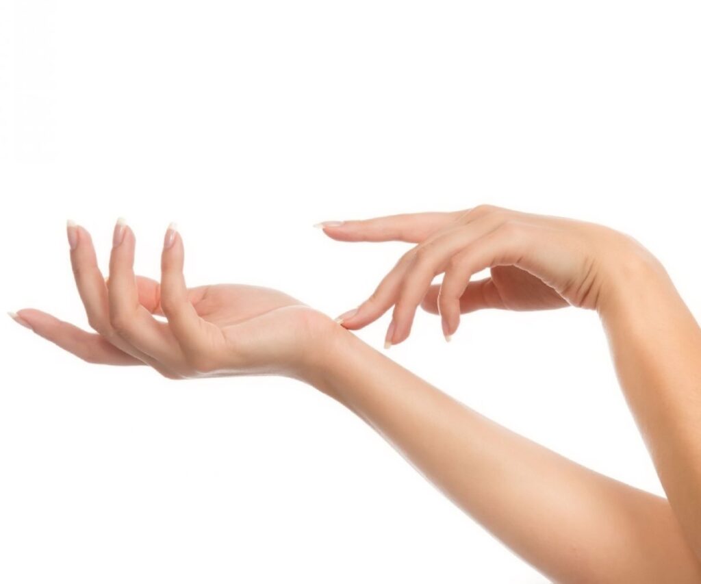 6 способов сохранения кожи рук гладкой и нежной