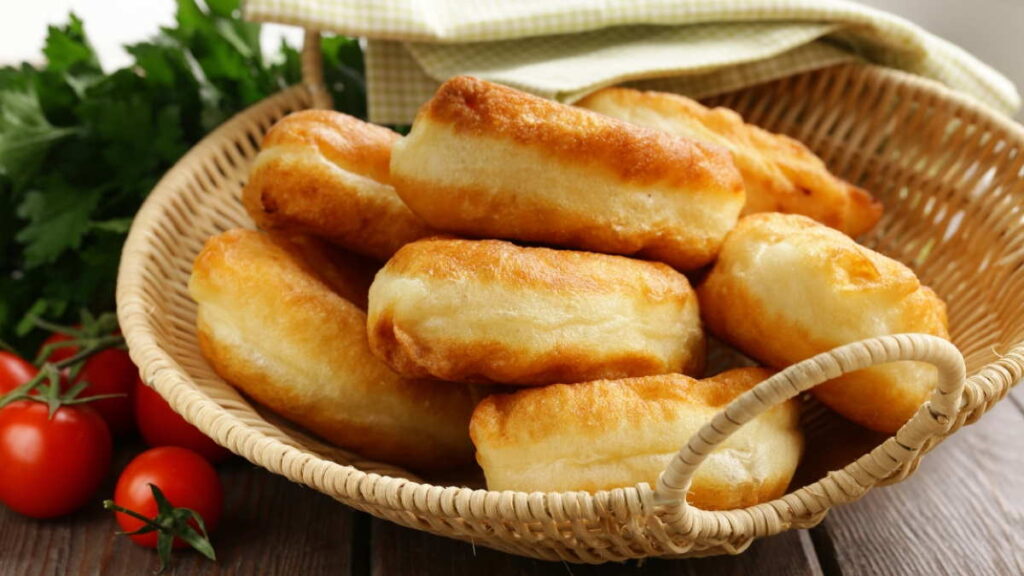 Слоеные и Нежнейшие Жареные ПИРОЖКИ с КАРТОШКОЙ Такие Пирожки должен попробовать Каждый