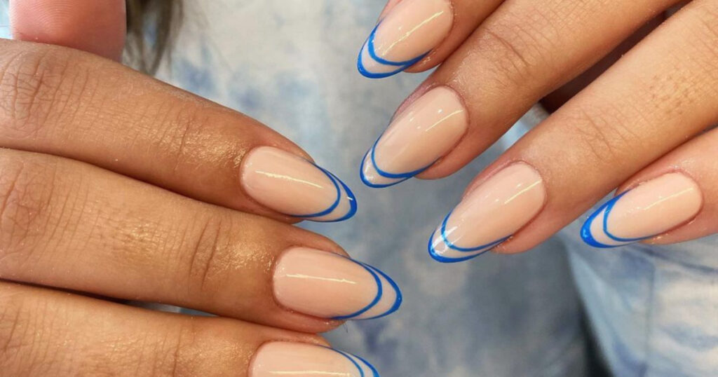 Двойной французский: новый вариант классического дизайна маникюра