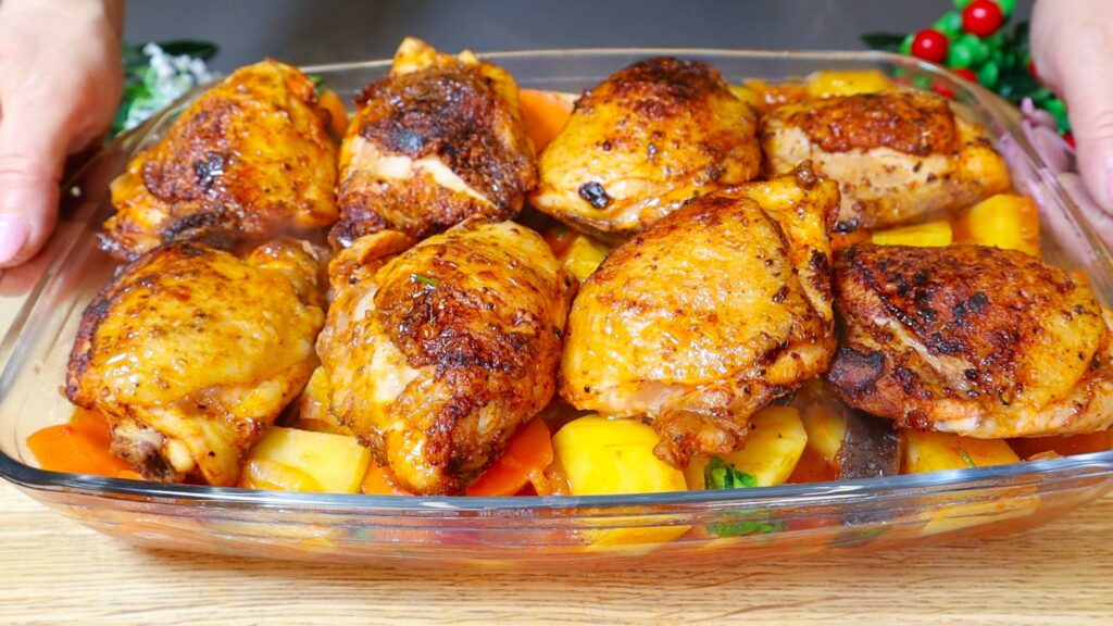 Казалось бы, обычная курица с картошкой. Но до чего вкусное это блюдо