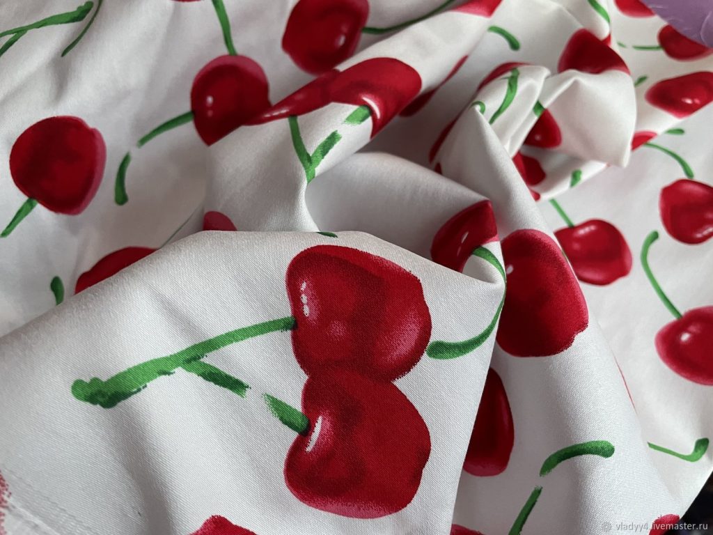 Вишня в бьюти-индустрии: одежда, обувь, аксессуары и красота