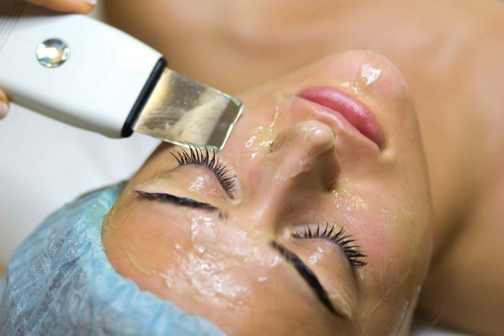 Аппаратная чистка лица: выбор и сравнение вариантов
