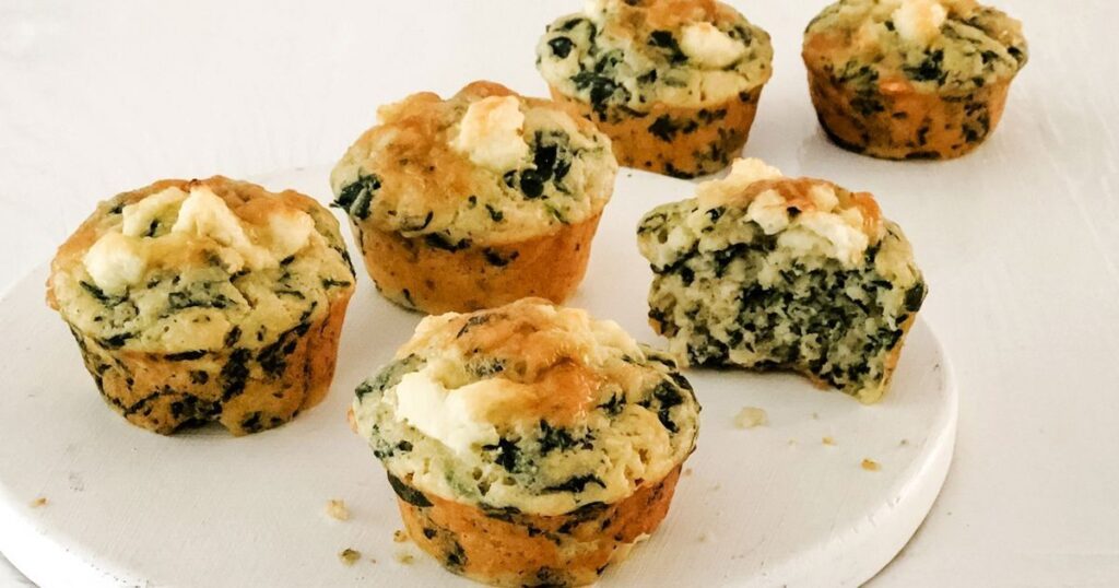 Кексы с фетой, оливками и травами: необычный и вкусный перекус