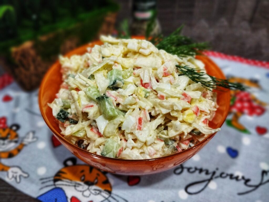 Этот салат мы готовы есть каждый день: все дело в необычной заправке