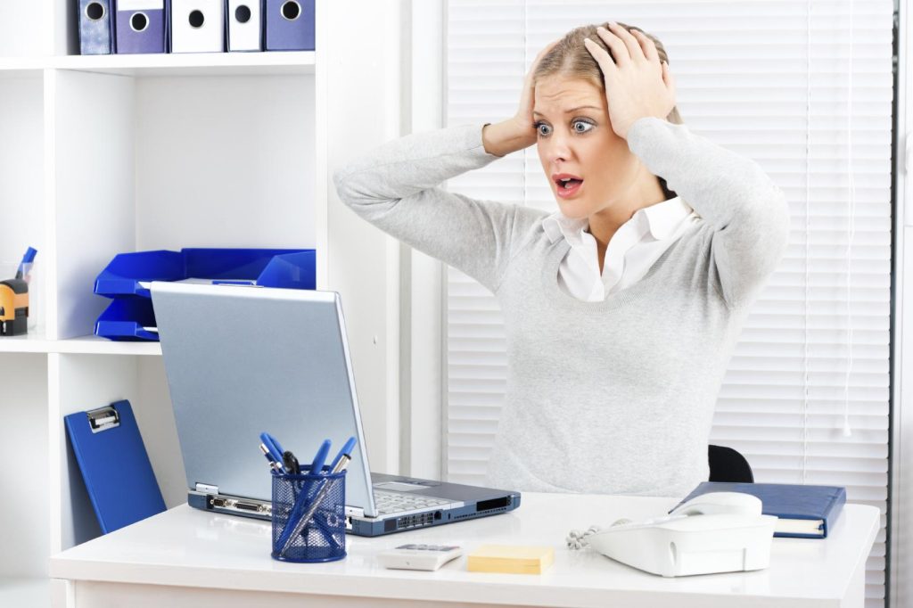 «Ненавижу свою работу, но уволиться не могу»: что делать?