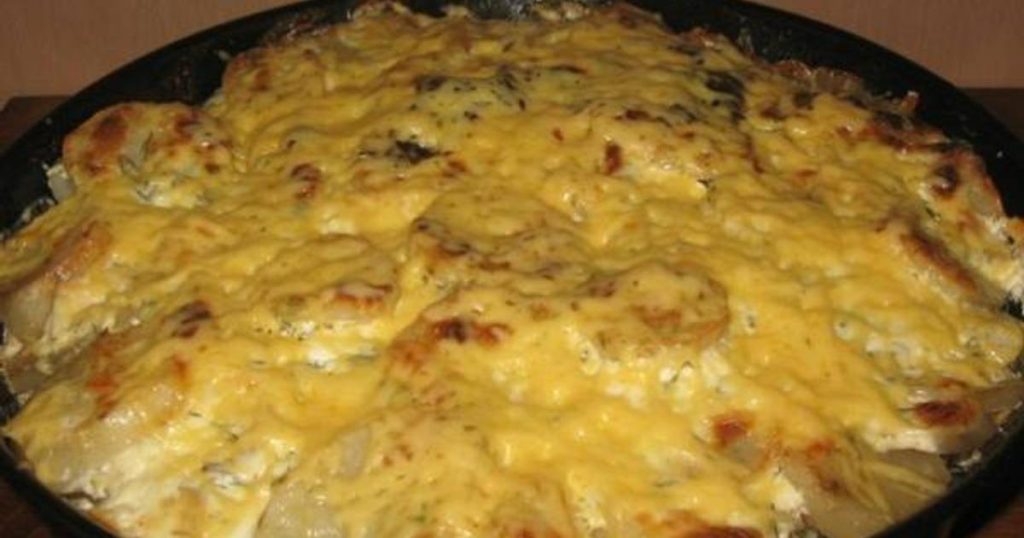 Курица с картошкой, чесноком и сыром для всей семьи