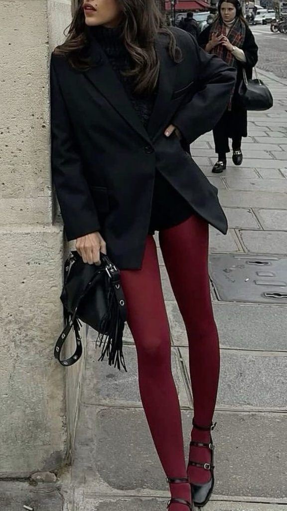 Модные оттенки колготок на осень 2025 года: актуальные варианты