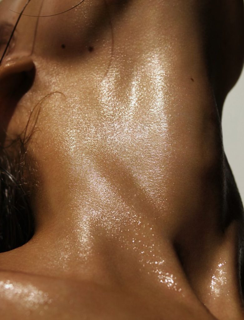 Тело влажное: как справиться с повышенной потливостью — гипергидрозом?