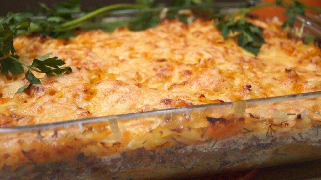 Беру доступные продукты и готовлю запеканку: с ней обычный ужин или обед может показаться праздничным