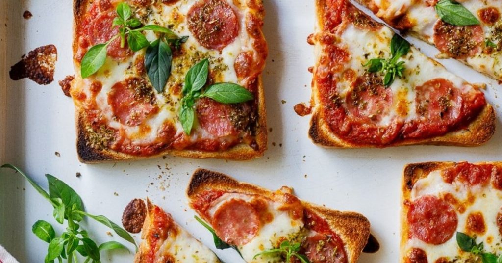 Пицца-тост – самое модное блюдо лета для любителей итальянского фаст-фуда