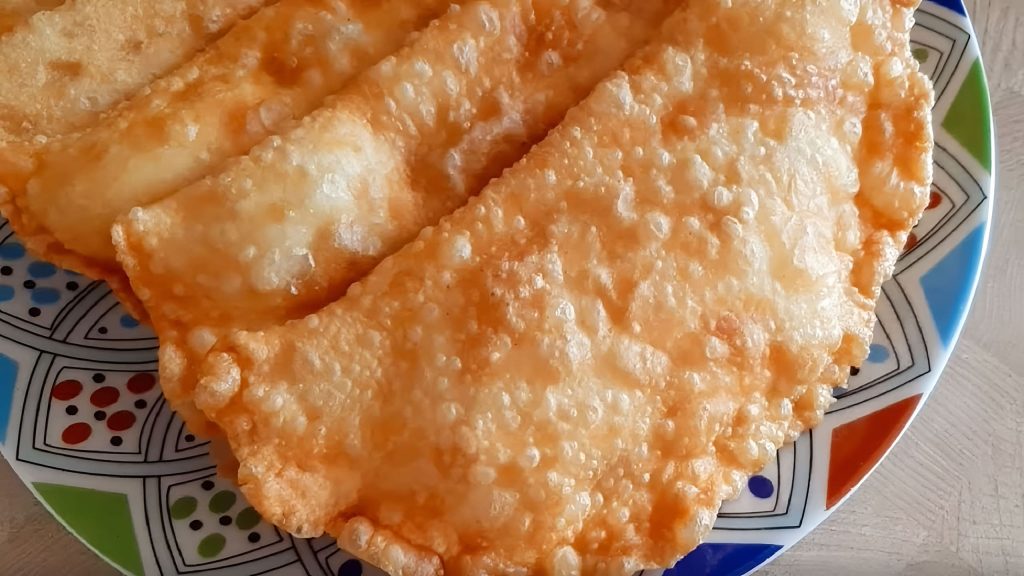 Рецепт теста для чебуреков!